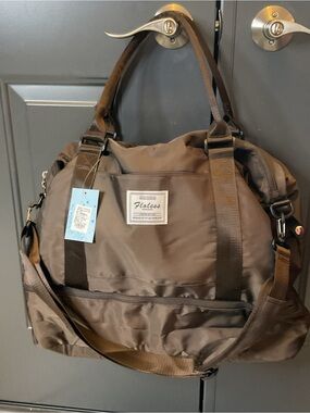 NWT Floless Limited Edition Workshop Men's Brown Travel Duffel Bag, spacious